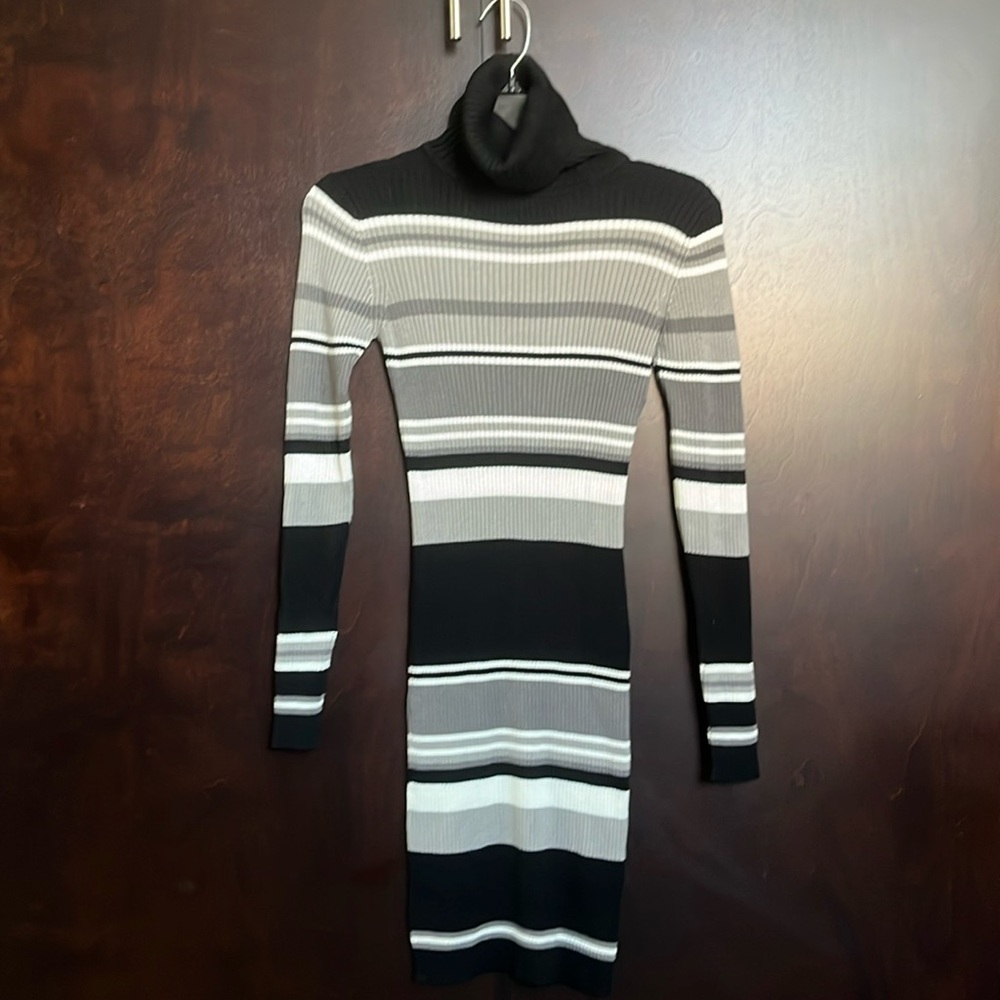 Venus Striped Knit Sweater Bodycon Dress Women’s Size S with Turtleneck